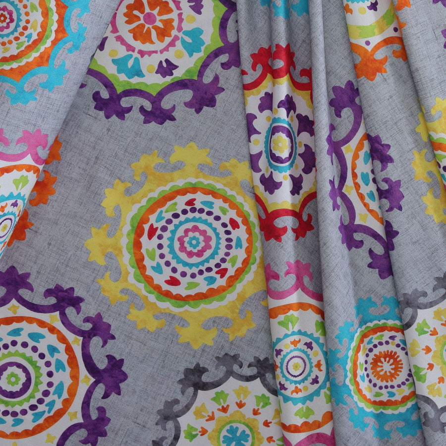 Tapicería mandalas gris_23853.jpg