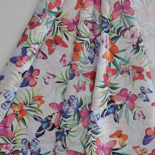 Tela mariposas multicolor_23593.jpg